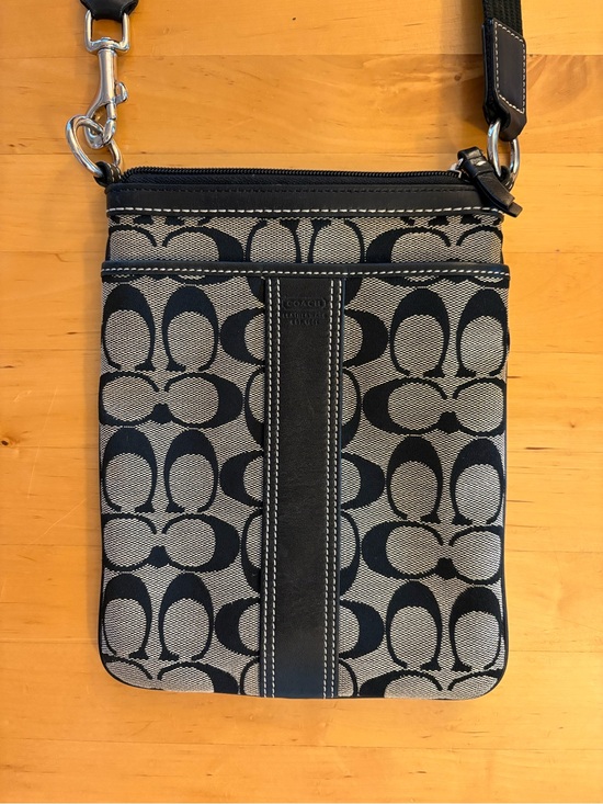 Coach Other - Vintage Coach Signature Stripe Swingpack Crossbody 6016 Black/Gray Y2K
